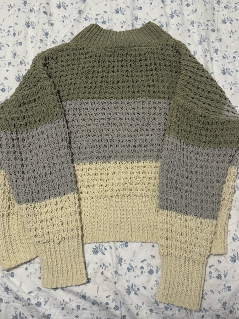 Colorblock Chunky Cowl Sweater in Olive, Gray & Cream